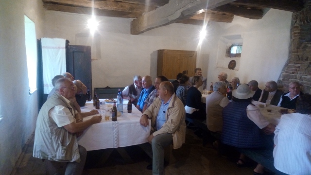 2016.07.GemeindeBeisammsein2 (640x360)