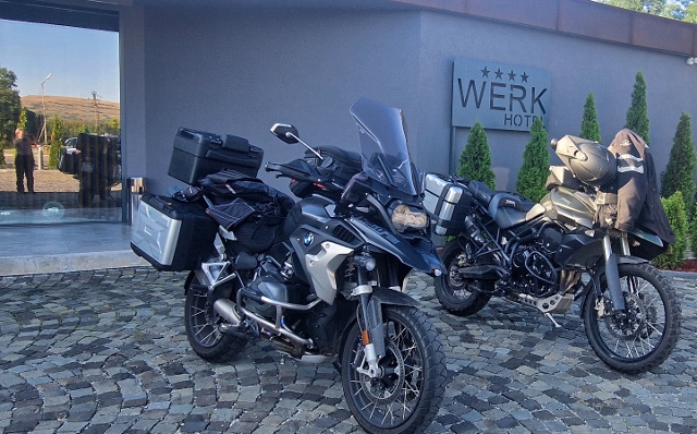 20230907 092146 (640x398)