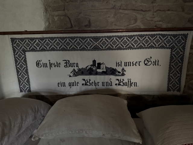 IMG 12.12.25 MuseumSpruch3 (640x480)